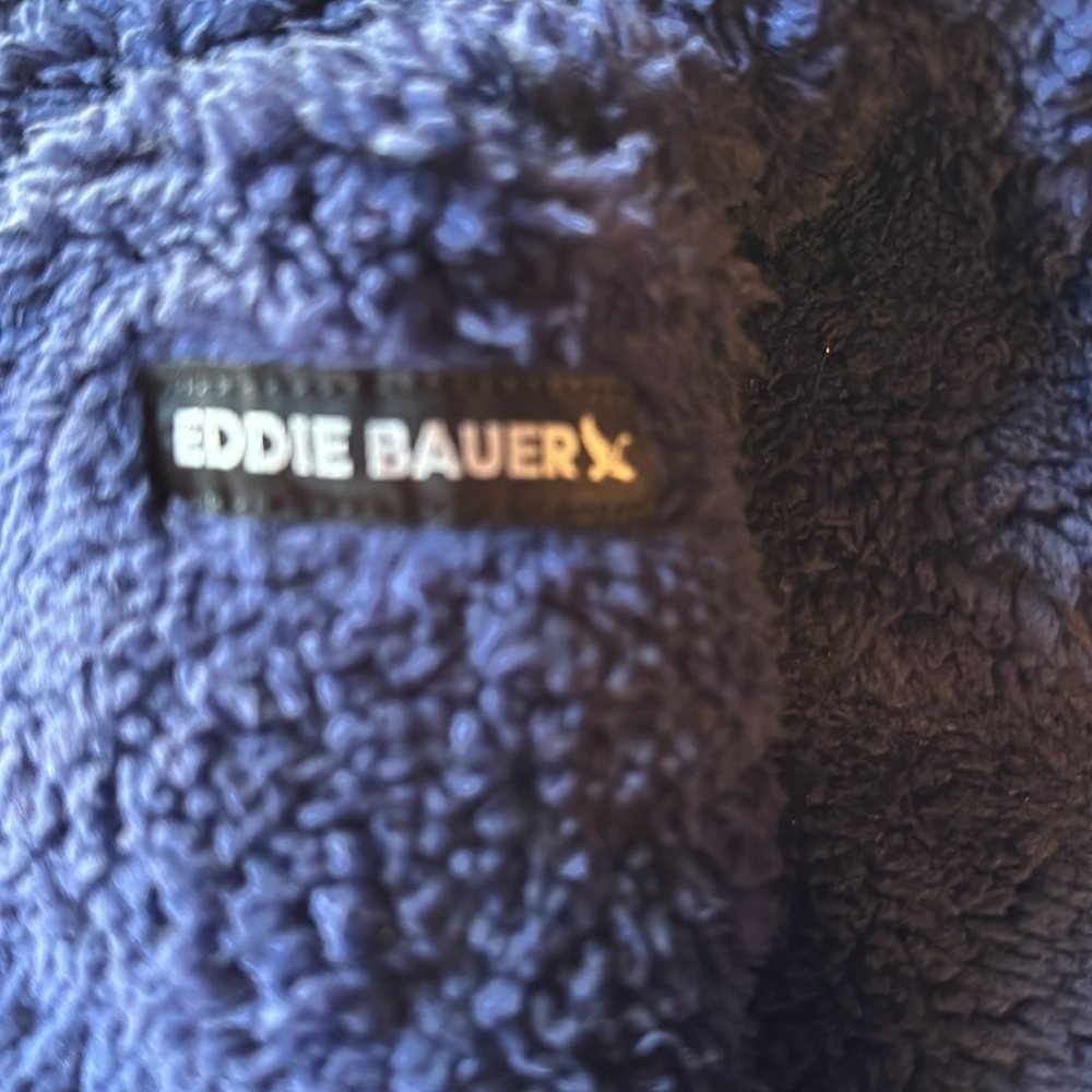NWT Eddie Bauer Boys Reversible Hooded Sherpa Fleece Winter Snow Puffer XS 5/6 - Picture 8 of 8